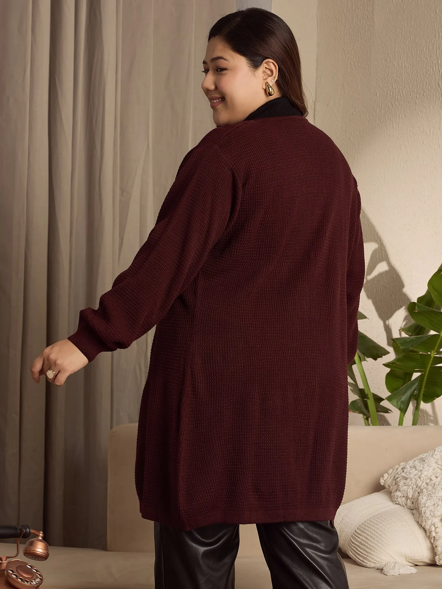 Berrylush Curve Women Solid Maroon Open-Front Acrylic Straight Hem Knitted Longline Cardigan