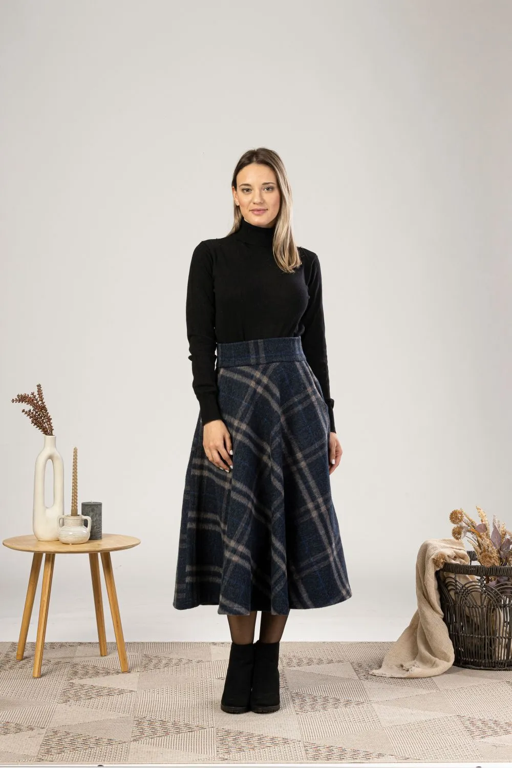 Black High Waist Wool Midi Skirt