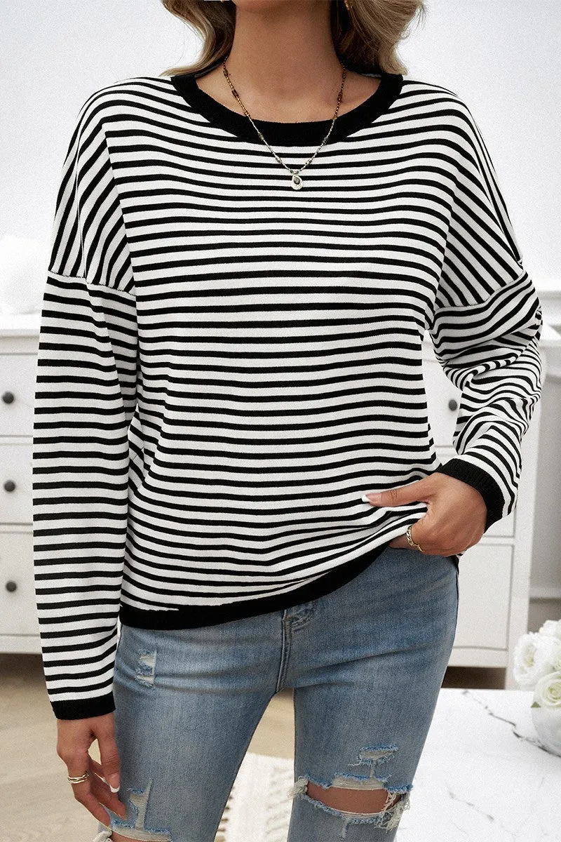 Contrast Charm Pullover