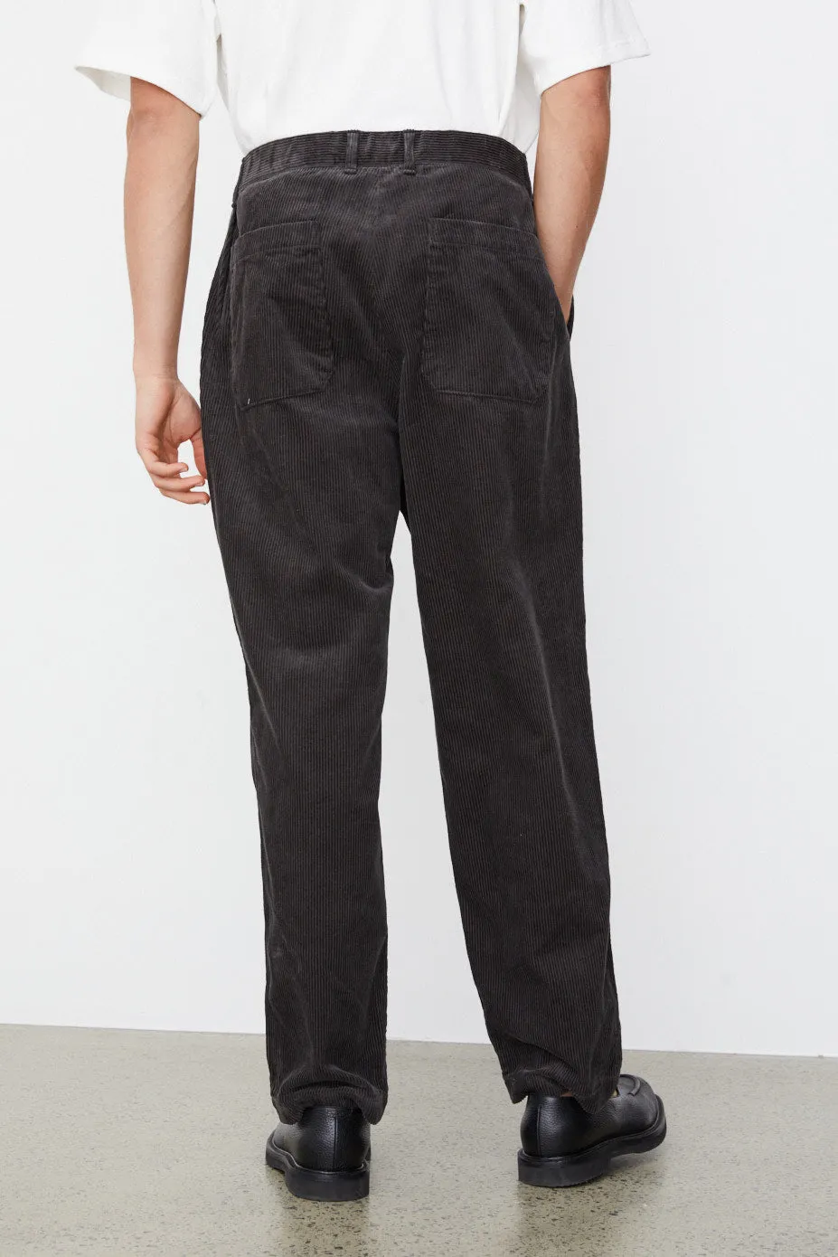 Cord 2 Tuck Pants