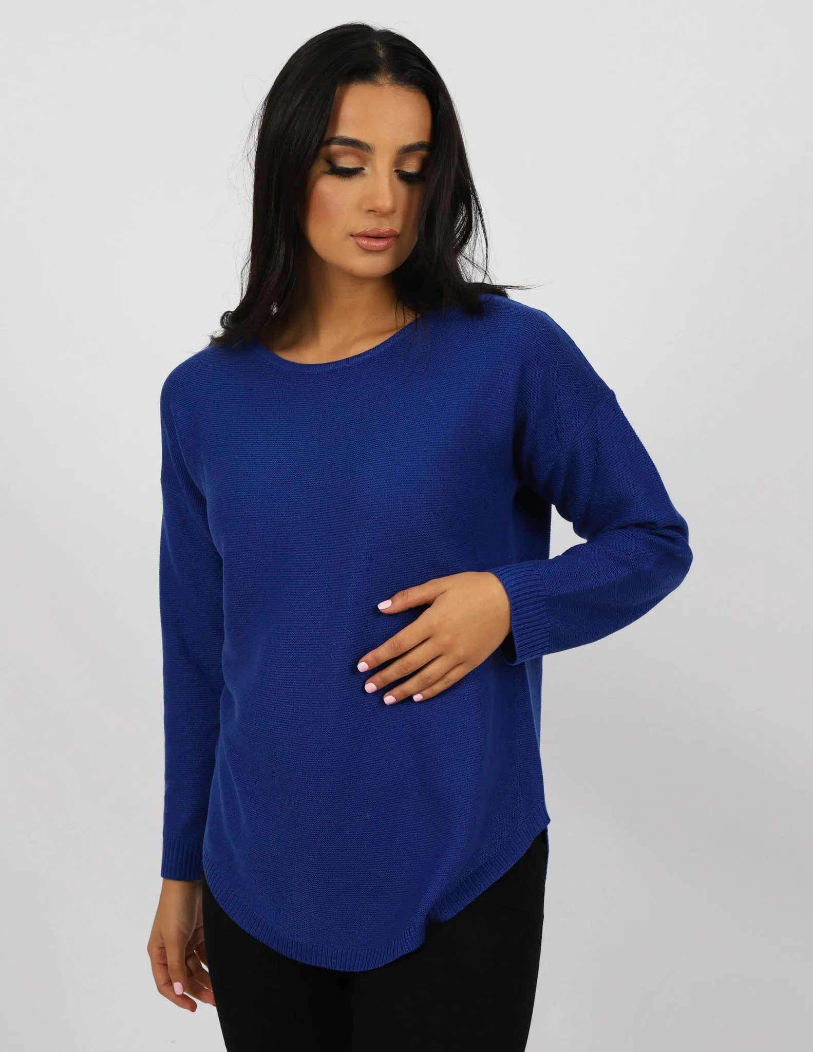 Curved Hem Pullover Knit Top - Dark Shades