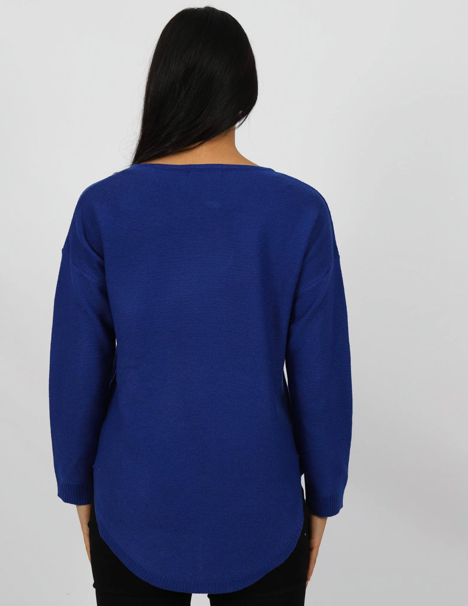 Curved Hem Pullover Knit Top - Dark Shades