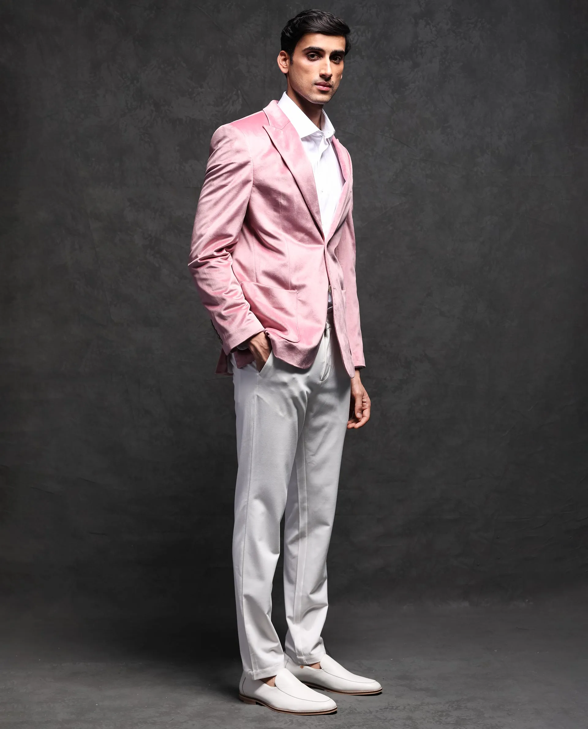 Rare Rabbit Men's Mazey Pink Polyester Fabric Peak Lapel Single Breasted Tailored Fit Velvet Blazer