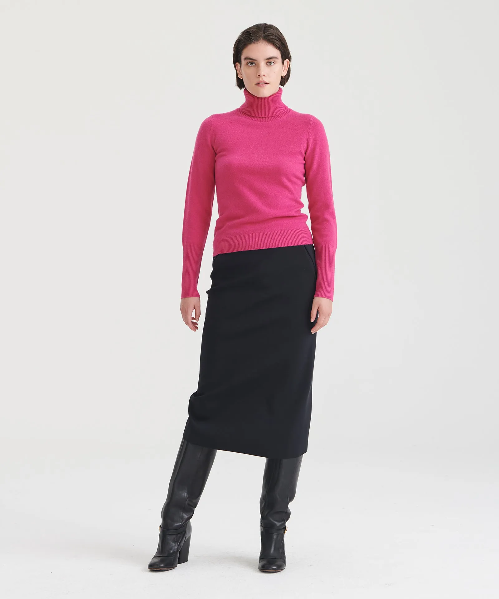 Signature Cashmere Classic Turtleneck