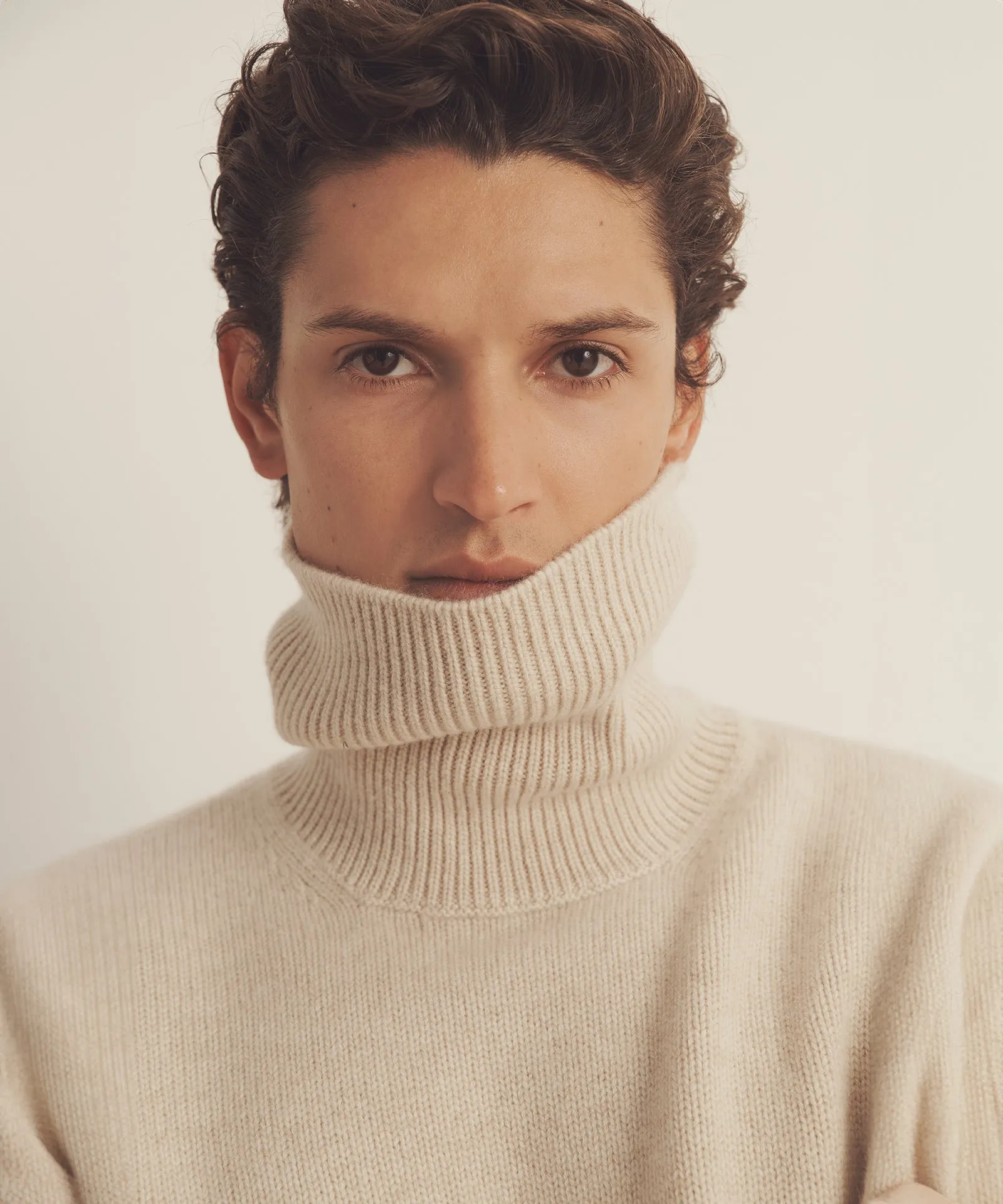 Super Luxe Cashmere Turtleneck