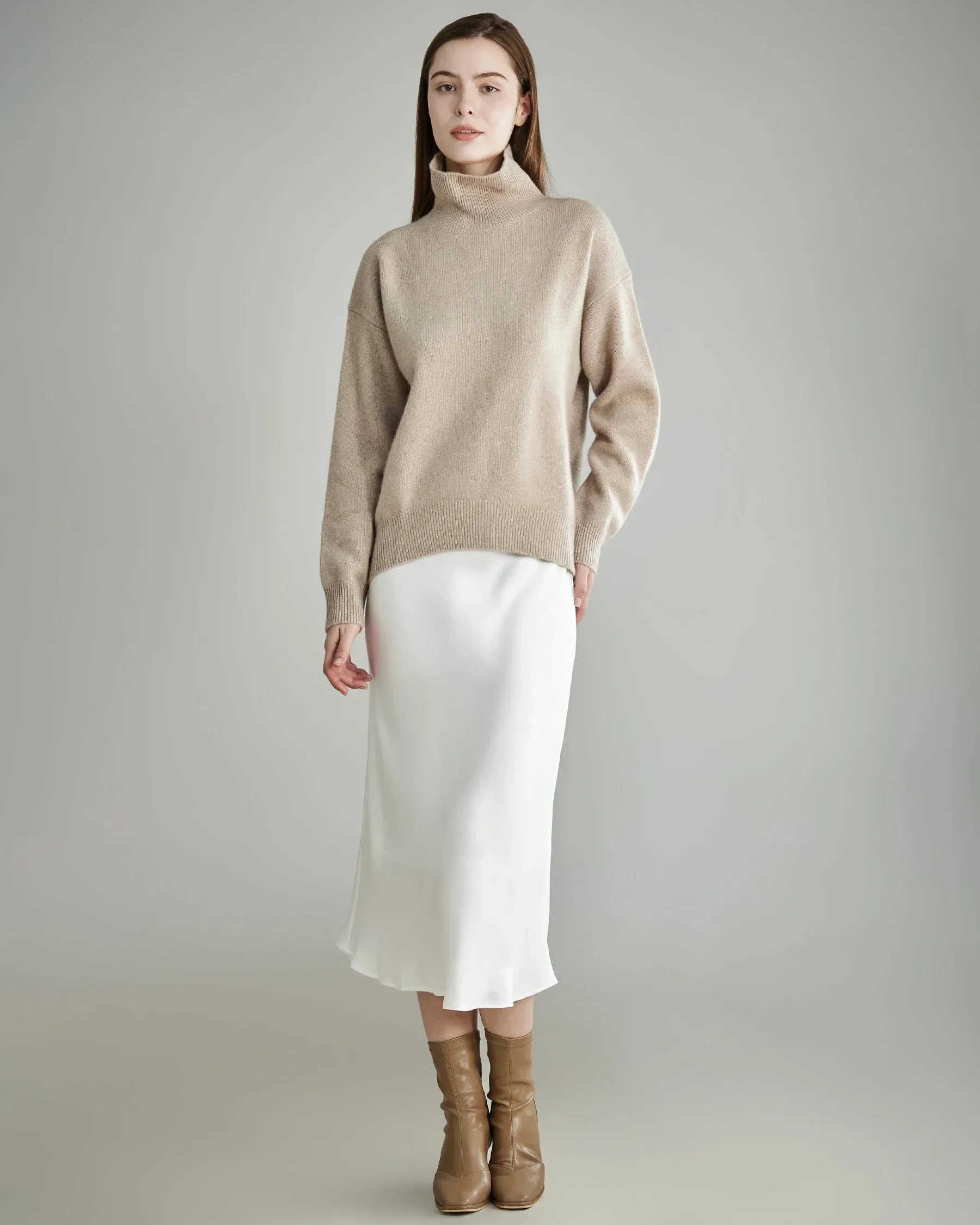 Women's Loose Turtleneck Cashmere Sweater