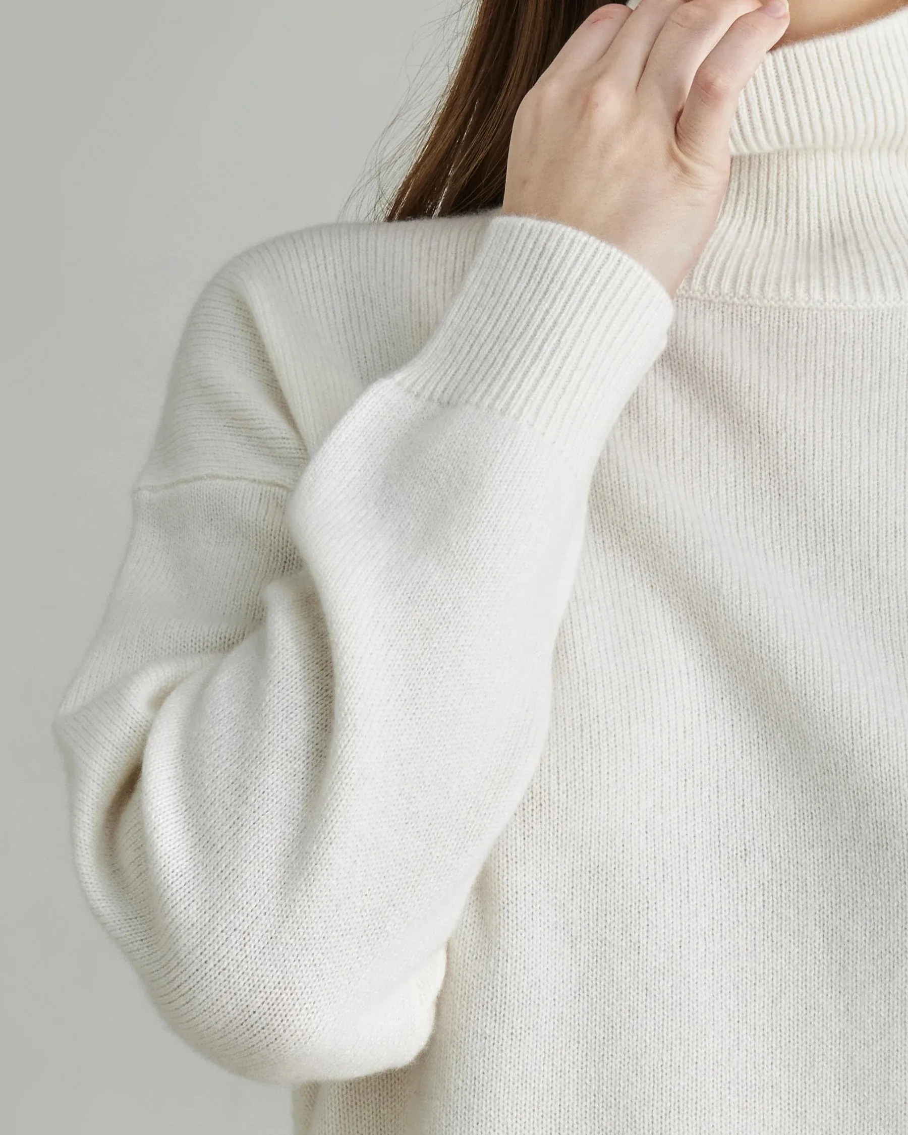 Women's Loose Turtleneck Cashmere Sweater